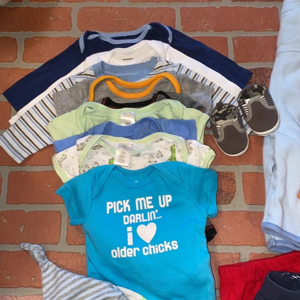 Babyboy 0/3m onesie plus more bundle!!